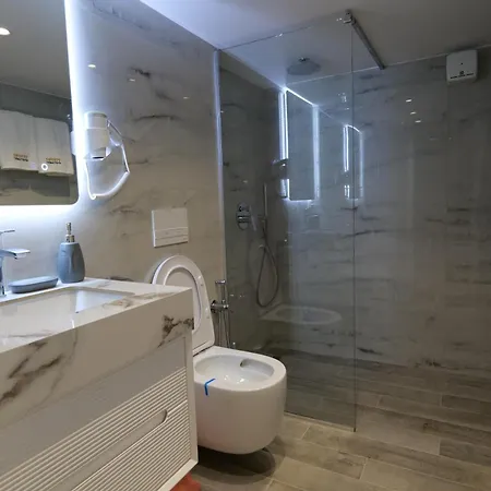 アパート Verona Smart Apartament2 ティラナ